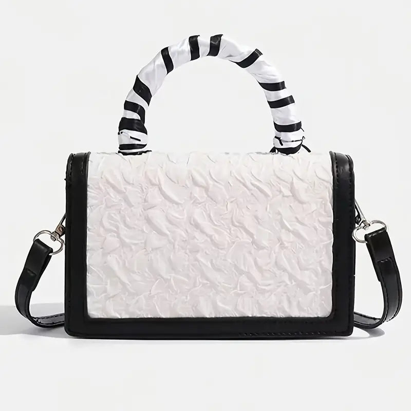 Shoulder Bag with Flower: Elegant Design for You