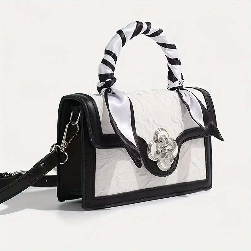 Shoulder Bag with Flower: Elegant Design for You