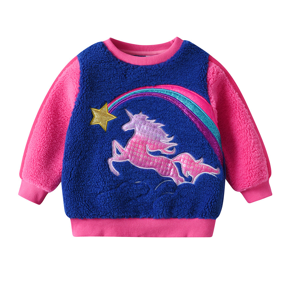 Children's sweater with unicorn design on a white background