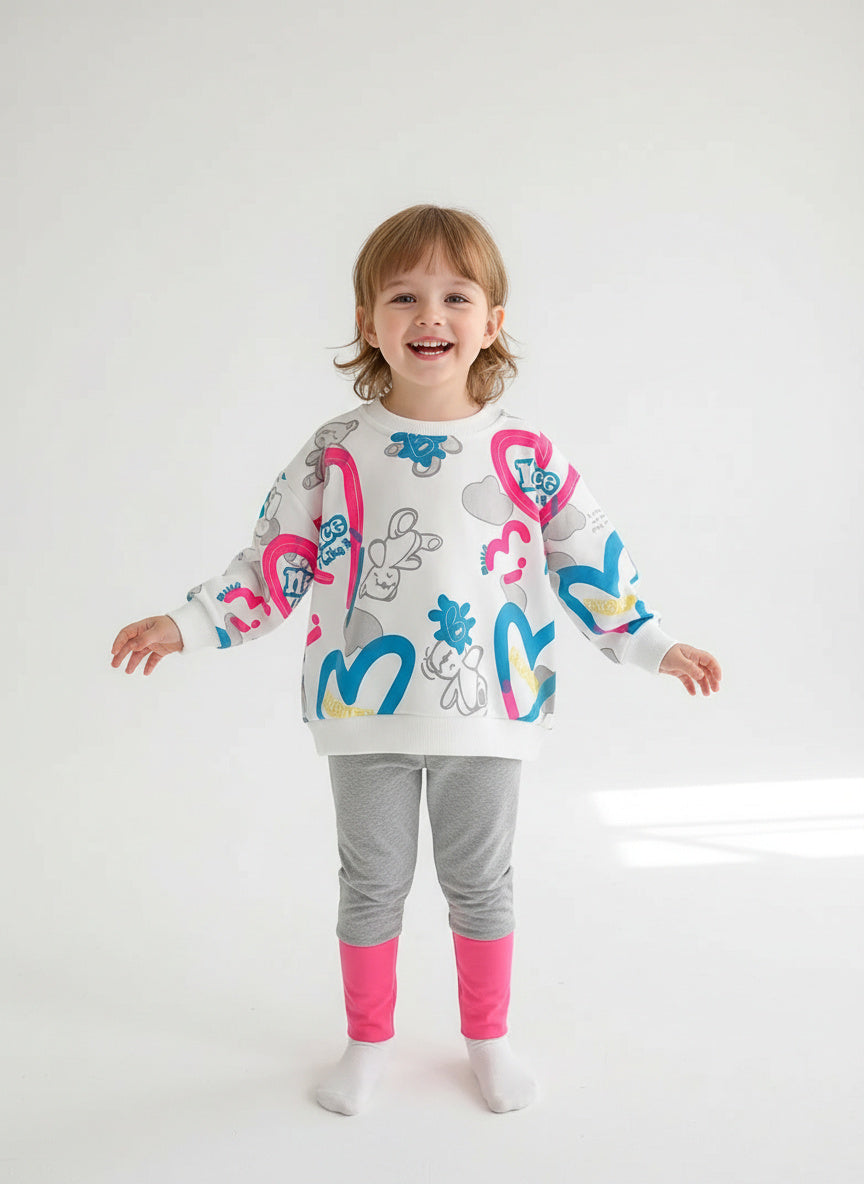 Bear Heart Outfit for Cuddly Kids' Playdates